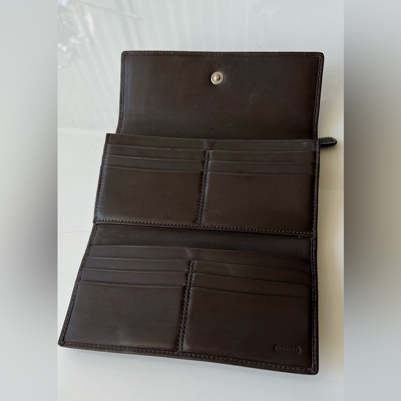 ❌SOLD❌ Like NEW Coach Long Wallet - Picture 5 of 10
